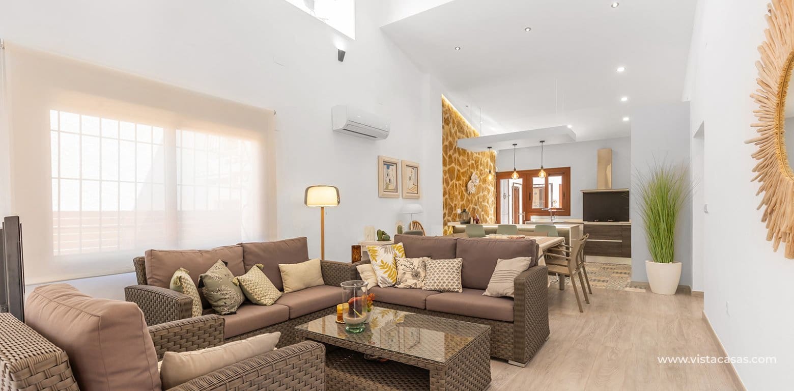 4 sovrum Villa till salu i Orihuela Costa - 749 900 € (Ref: 9018732)