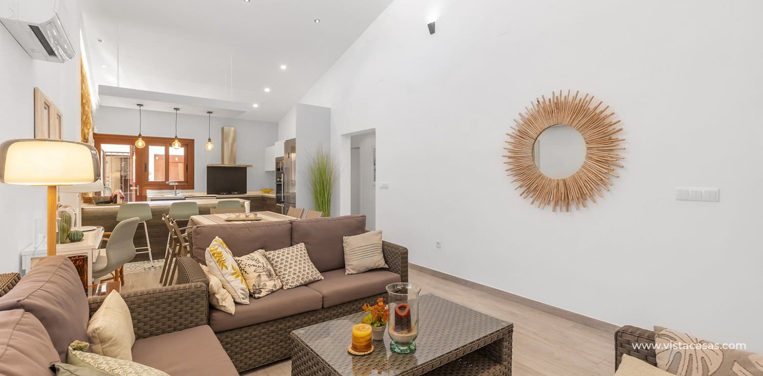 4 sovrum Villa till salu i Orihuela Costa - 749 900 € (Ref: 9018732)