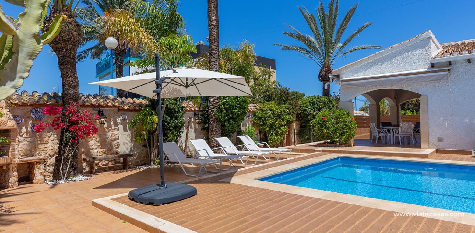 4 sovrum Villa till salu i Orihuela Costa - 749 900 € (Ref: 9018732)