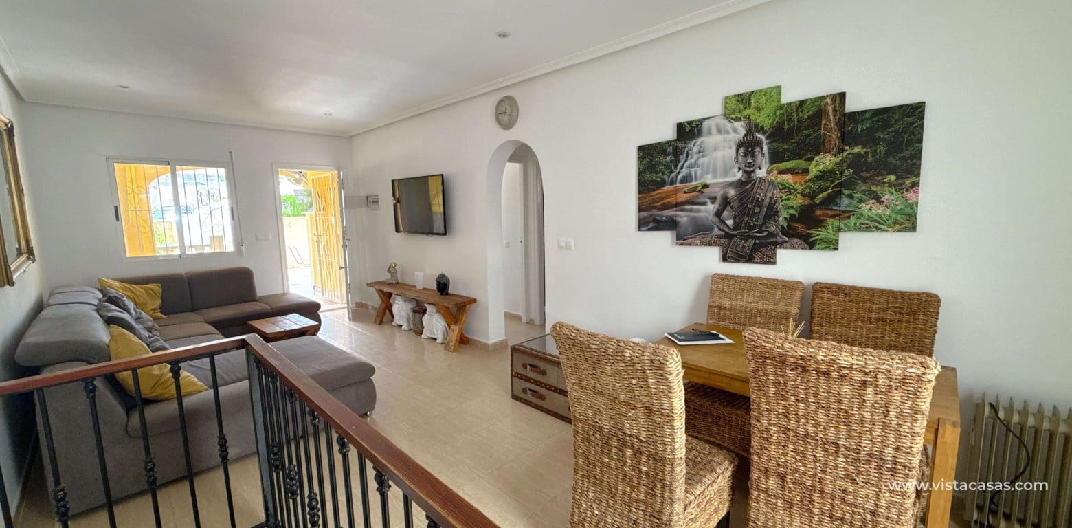 4 bedroom Apartment for sale in Villamartin - € 189,950 (Ref: 9037043)