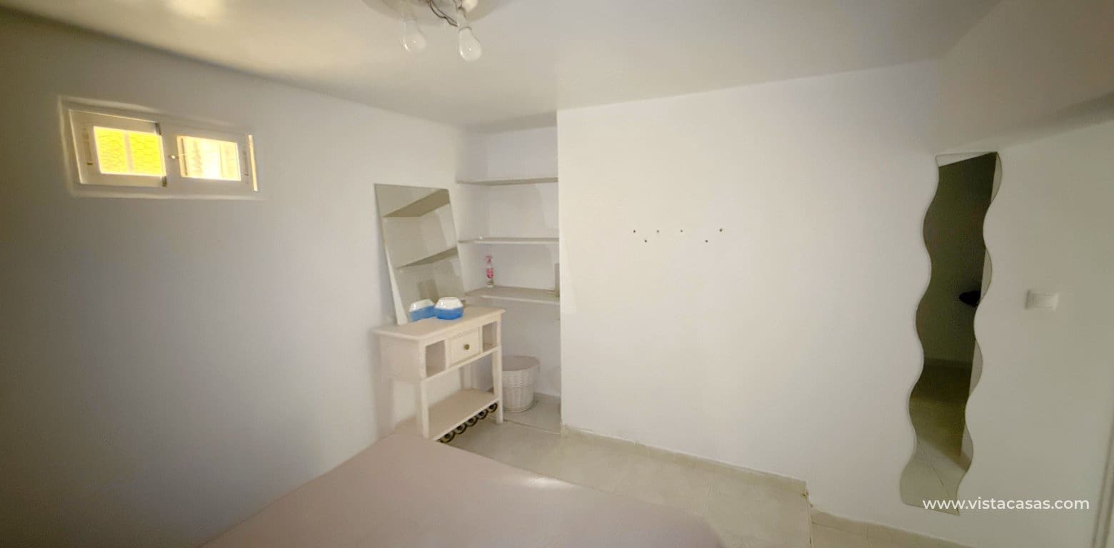 4 bedroom Apartment for sale in Villamartin - € 189,950 (Ref: 9037043)