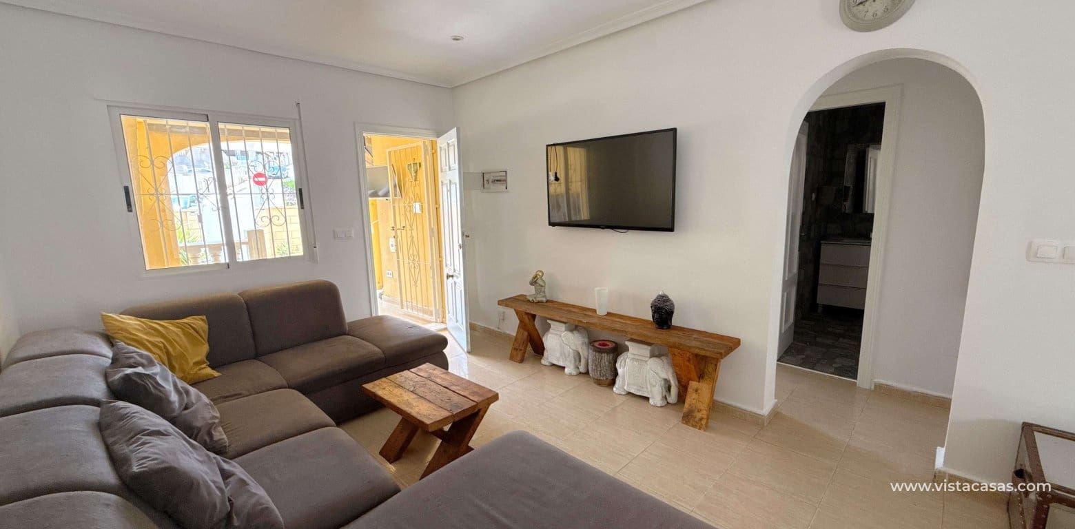 4 bedroom Apartment for sale in Villamartin - € 189,950 (Ref: 9037043)