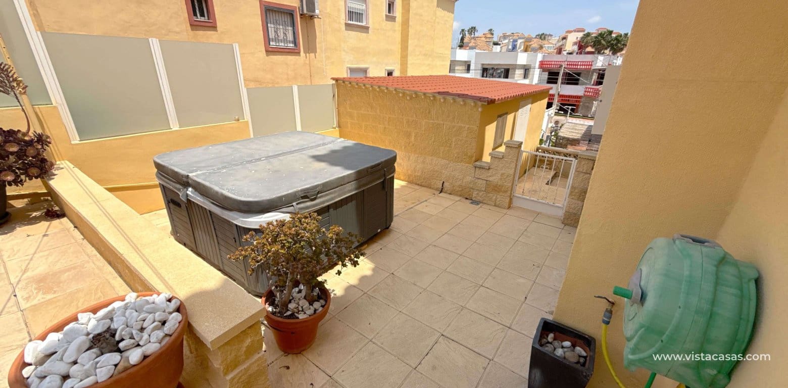 4 bedroom Apartment for sale in Villamartin - € 189,950 (Ref: 9037043)