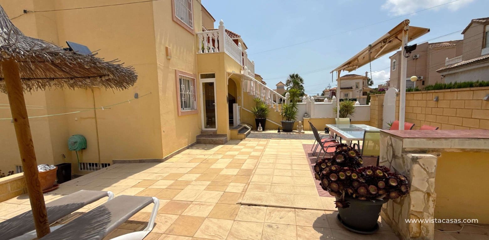 4 bedroom Apartment for sale in Villamartin - € 189,950 (Ref: 9037043)