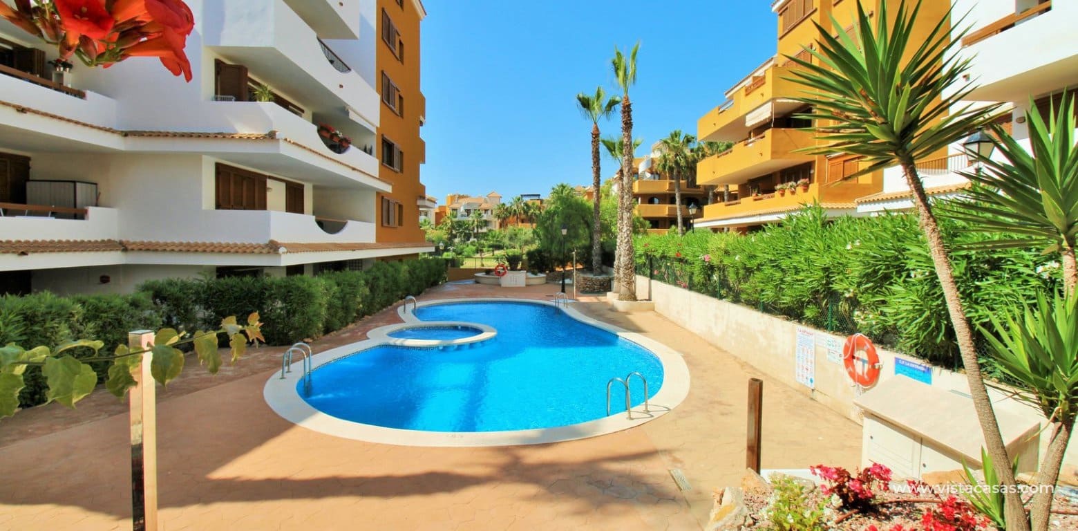 2 bedroom Apartment for sale in Punta Prima with pool - € 245,000 (Ref: 9041223)