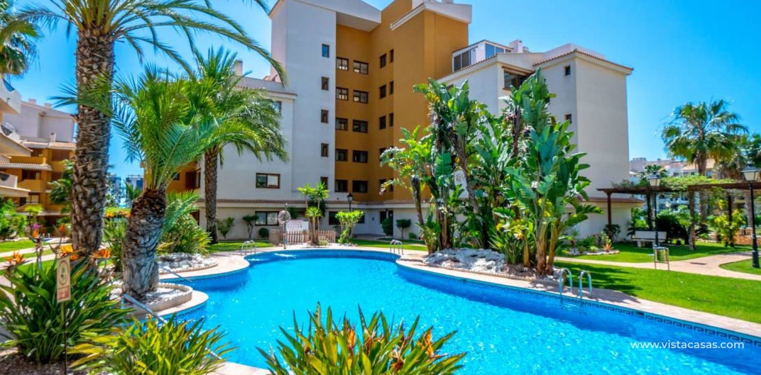 2 bedroom Apartment for sale in Punta Prima with pool - € 245,000 (Ref: 9041223)