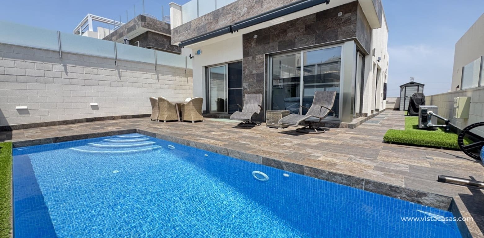 4 quarto Moradia para venda em Villamartin - 450 000 € (Ref: 9041580)