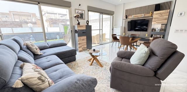 4 quarto Moradia para venda em Villamartin, Orihuela - 450 000 € (Ref: 9041580)