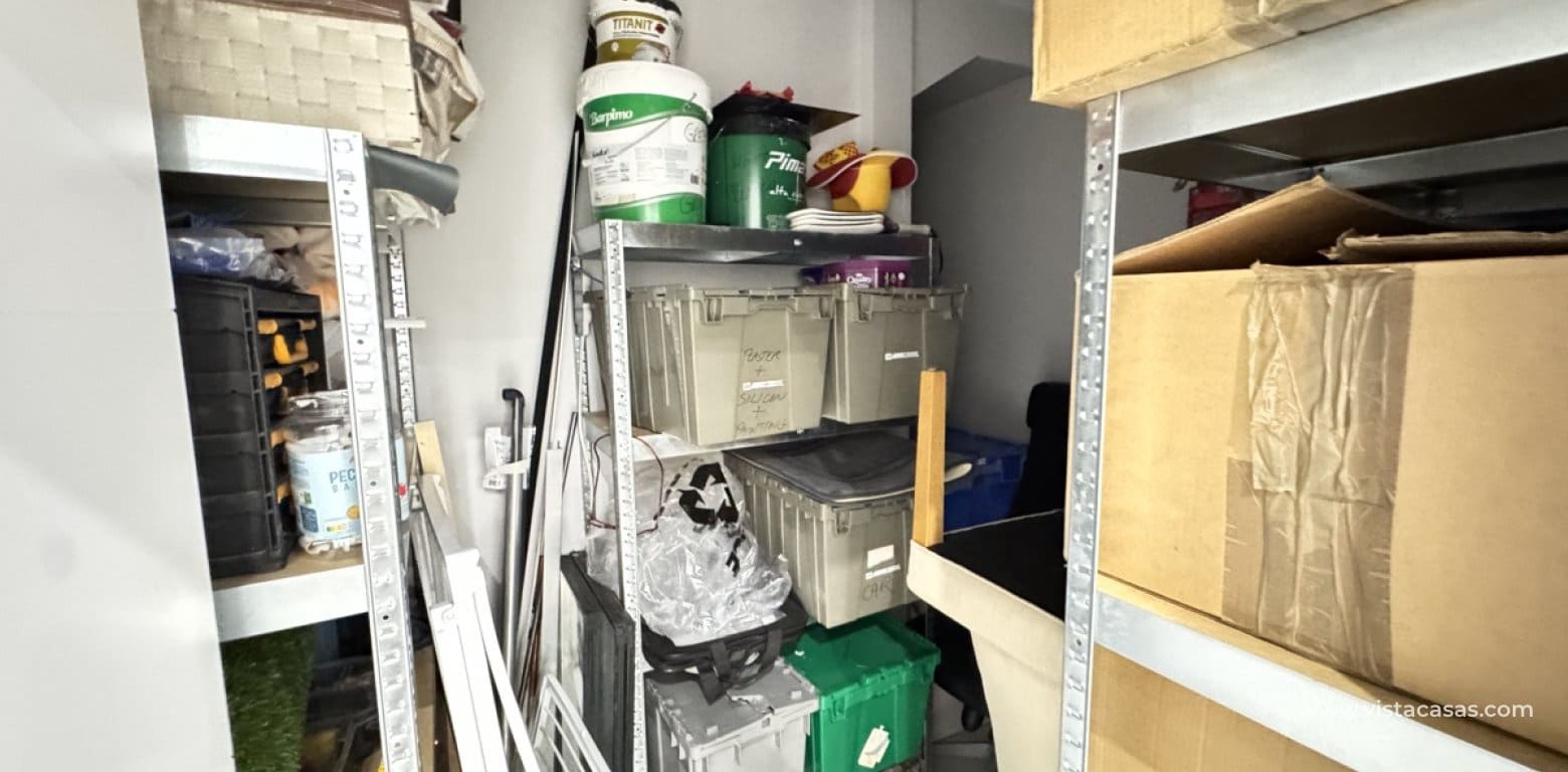 4 quarto Moradia para venda em Villamartin - 450 000 € (Ref: 9041580)