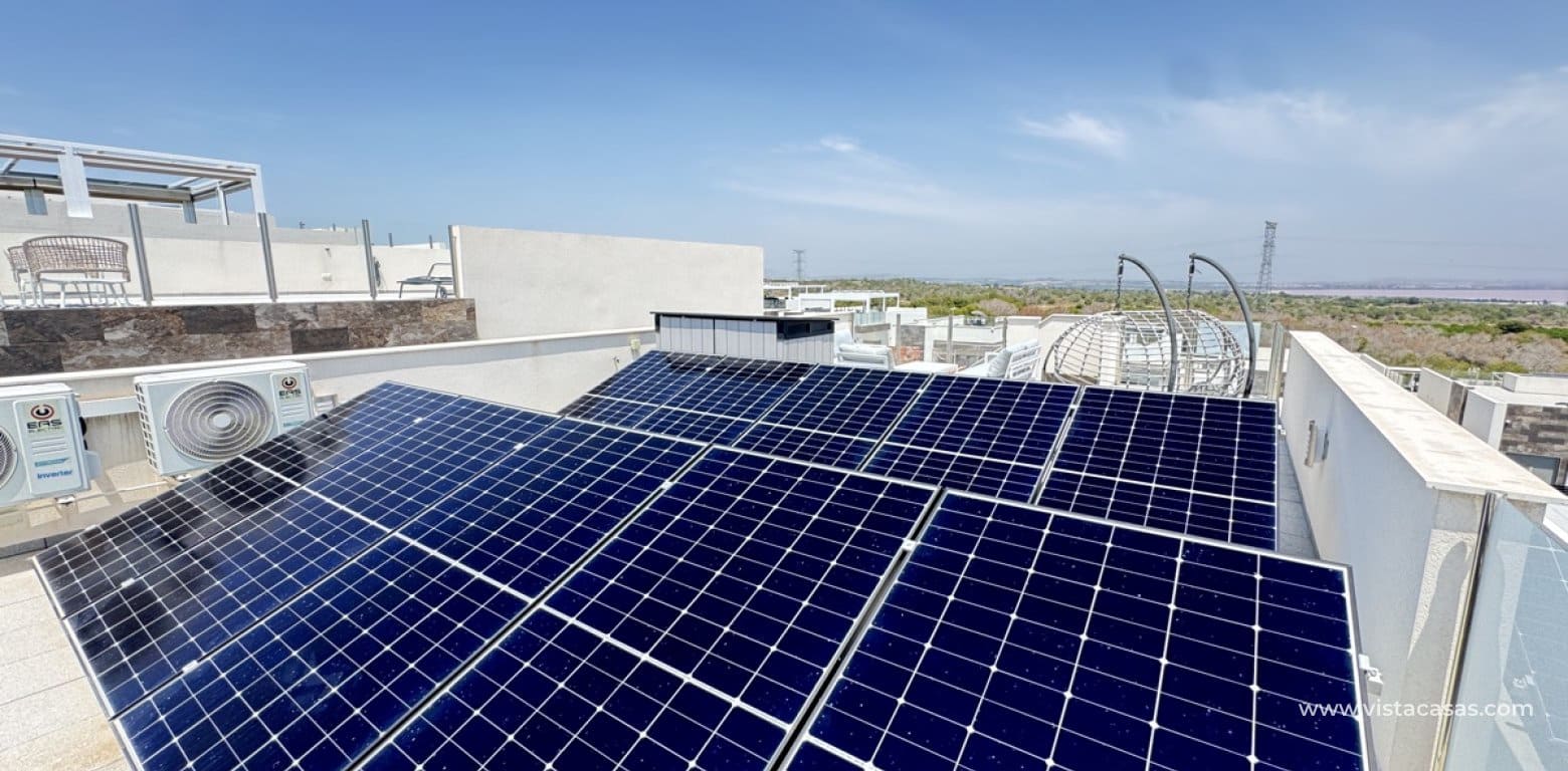 4 quarto Moradia para venda em Villamartin - 450 000 € (Ref: 9041580)