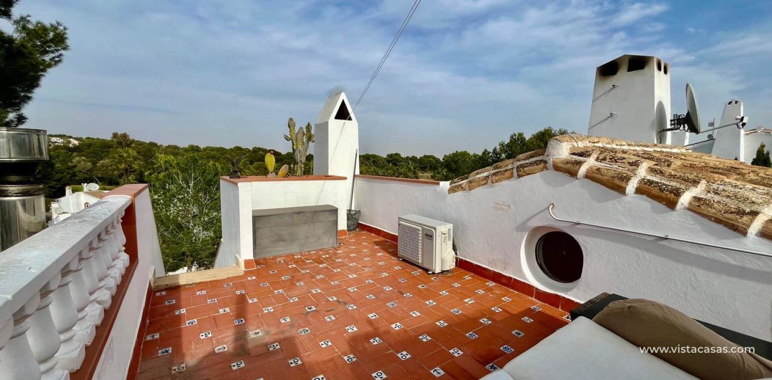 4 bedroom Villa for sale in Villamartin - € 810,000 (Ref: 9043793)