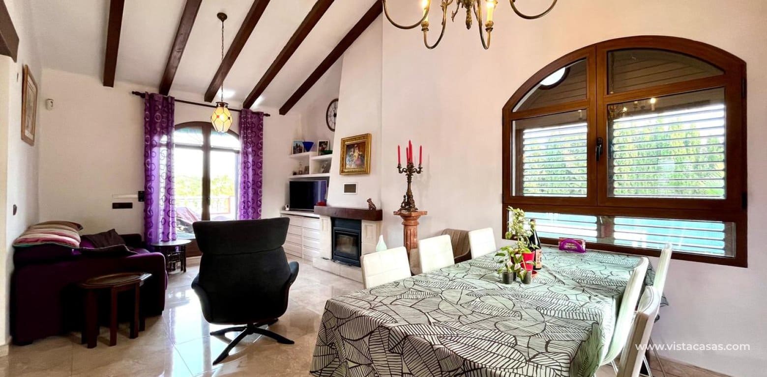 4 bedroom Villa for sale in Villamartin - € 810,000 (Ref: 9043793)