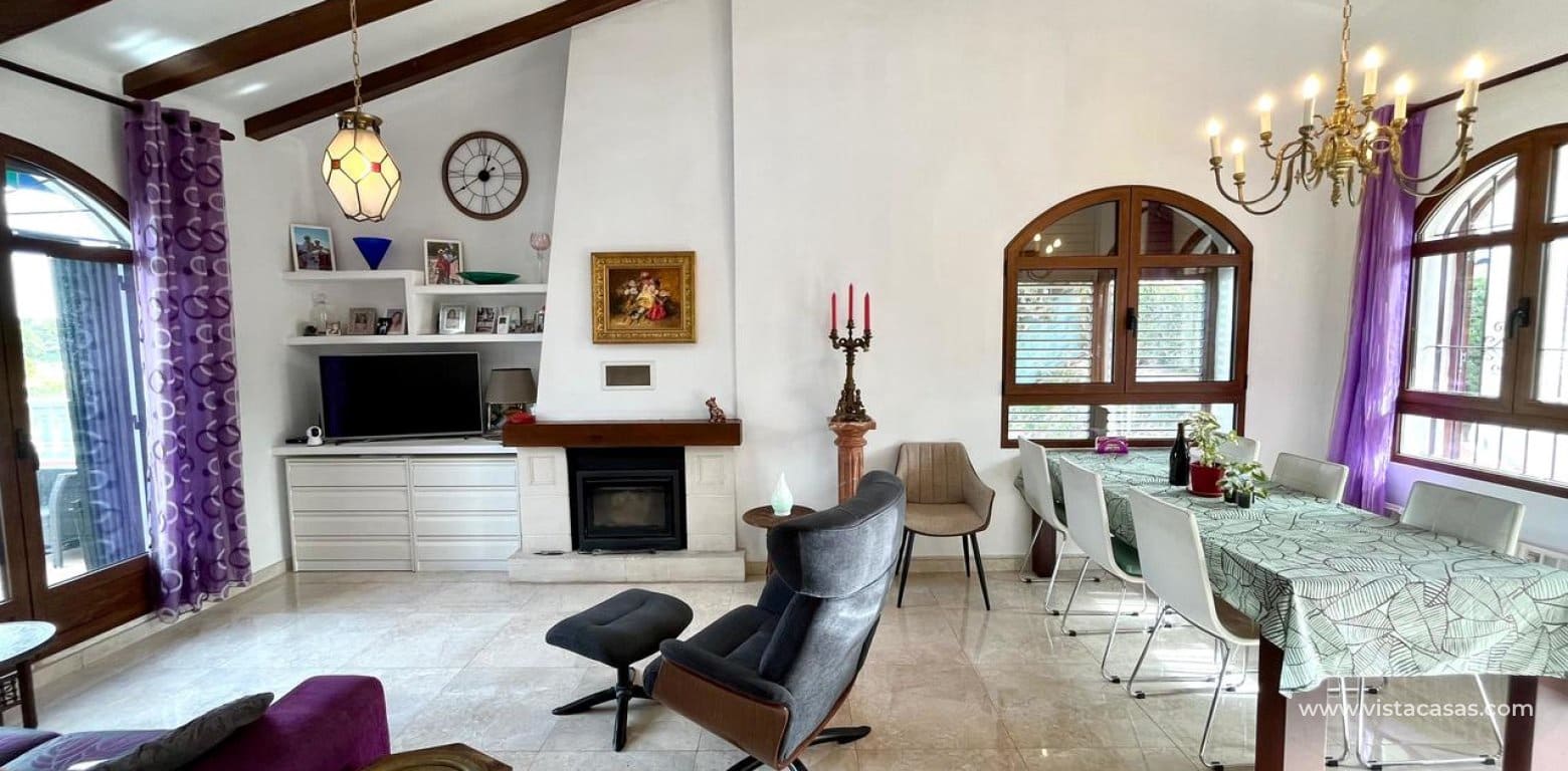 4 bedroom Villa for sale in Villamartin - € 810,000 (Ref: 9043793)