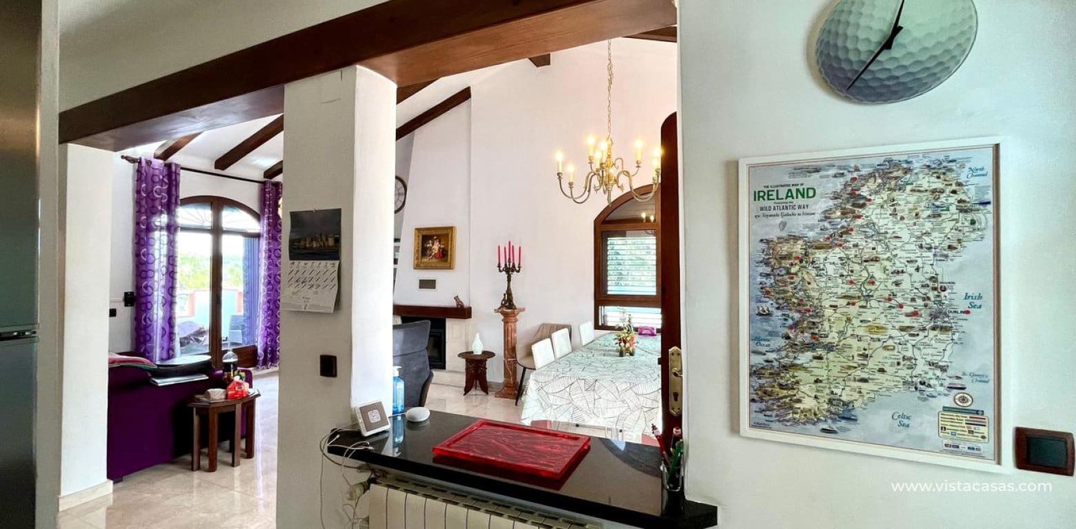 4 bedroom Villa for sale in Villamartin - € 810,000 (Ref: 9043793)