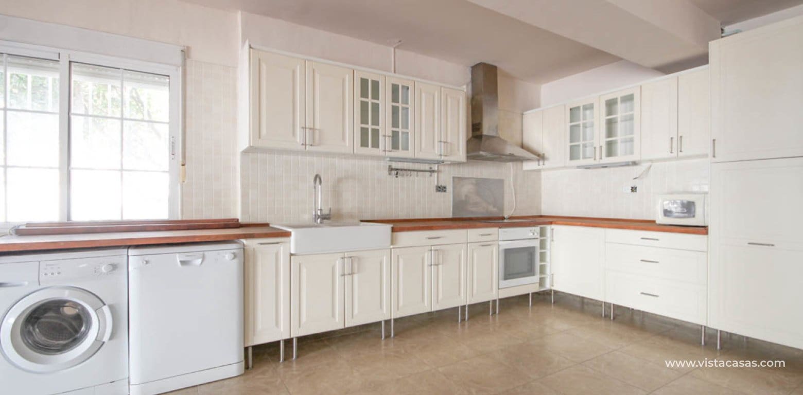 5 soverom Villa til salgs i La Zenia - € 600 000 (Ref: 9057003)