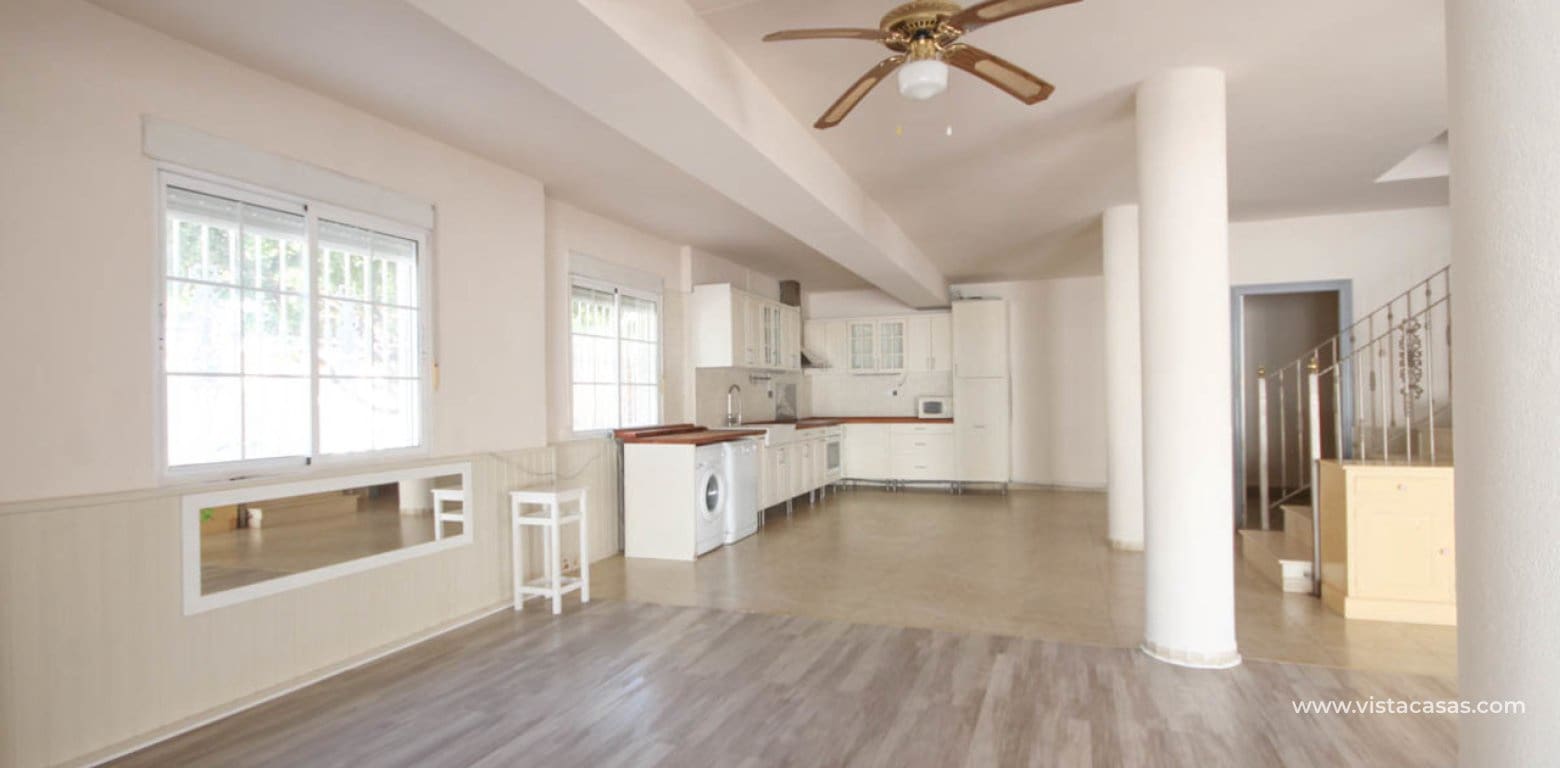 5 soverom Villa til salgs i La Zenia - € 600 000 (Ref: 9057003)