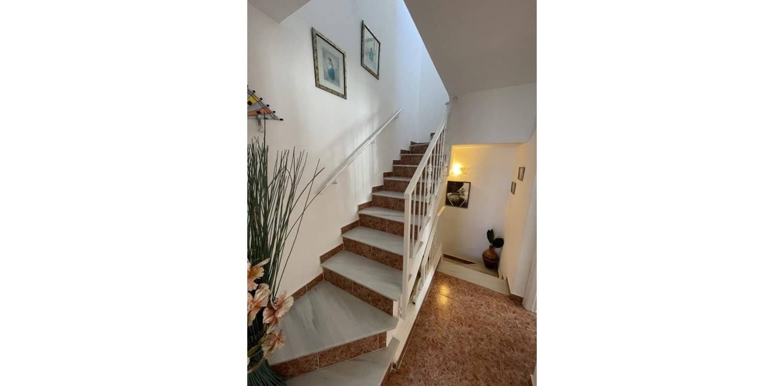 3 bedroom Townhouse for sale in Playa Flamenca with pool - € 239,999 (Ref: 9058340)