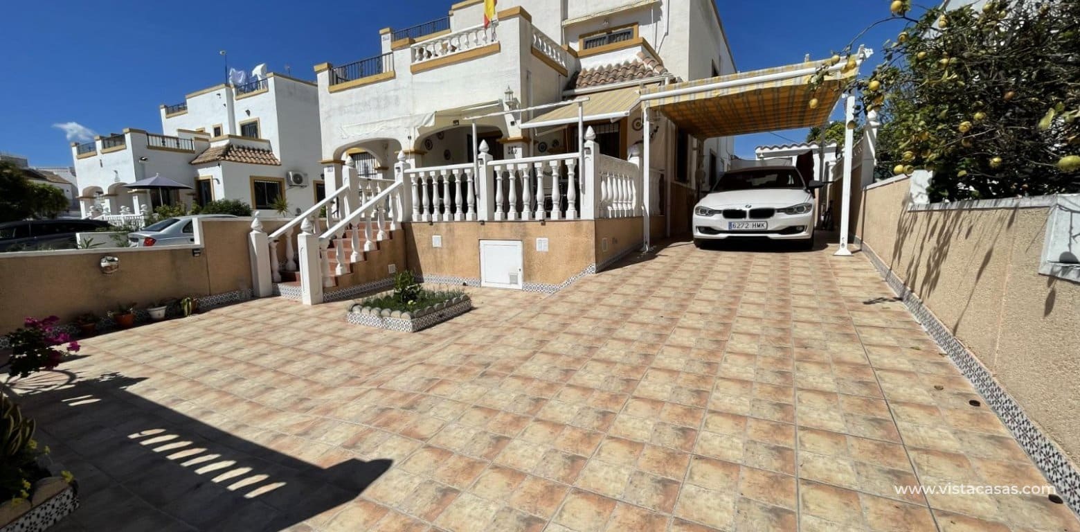 3 bedroom Townhouse for sale in Playa Flamenca with pool - € 239,999 (Ref: 9058340)