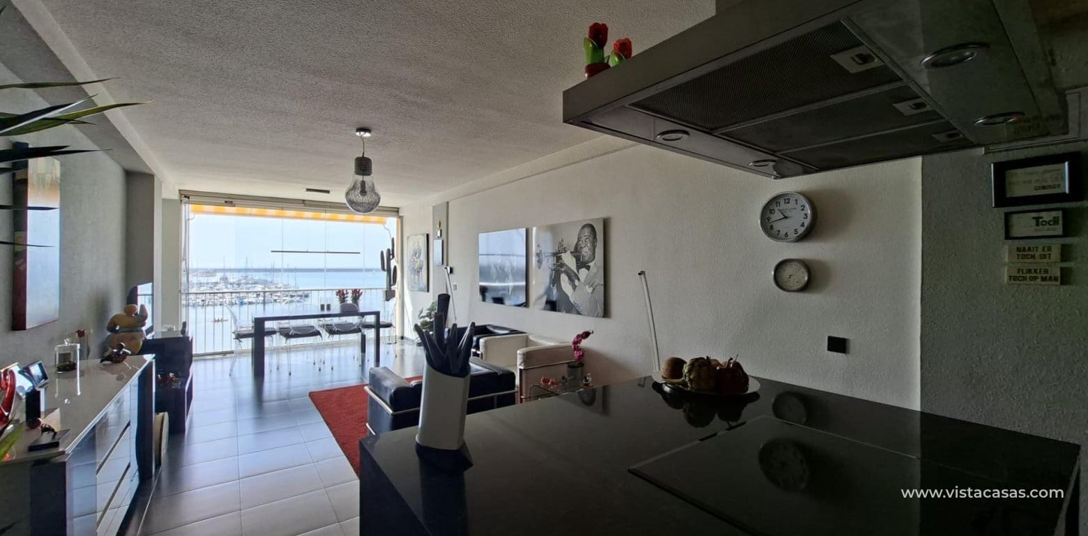 3 slaapkamer Appartement te koop in Torrevieja - € 320.000 (Ref: 9060738)