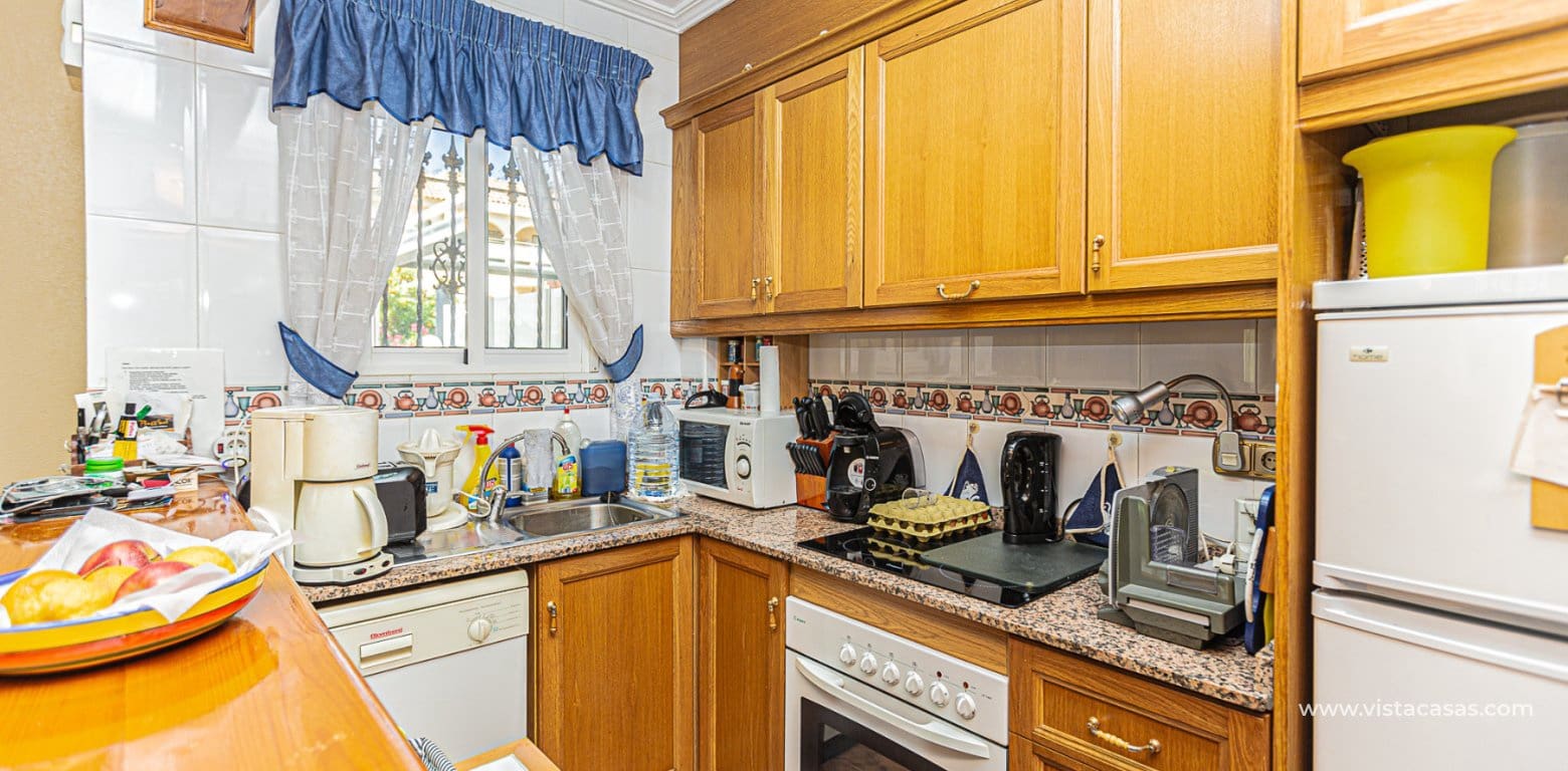 3 makuuhuone Omakotitalo myytävänä paikassa Playa Flamenca - 225 000 € (Ref: 9060740)