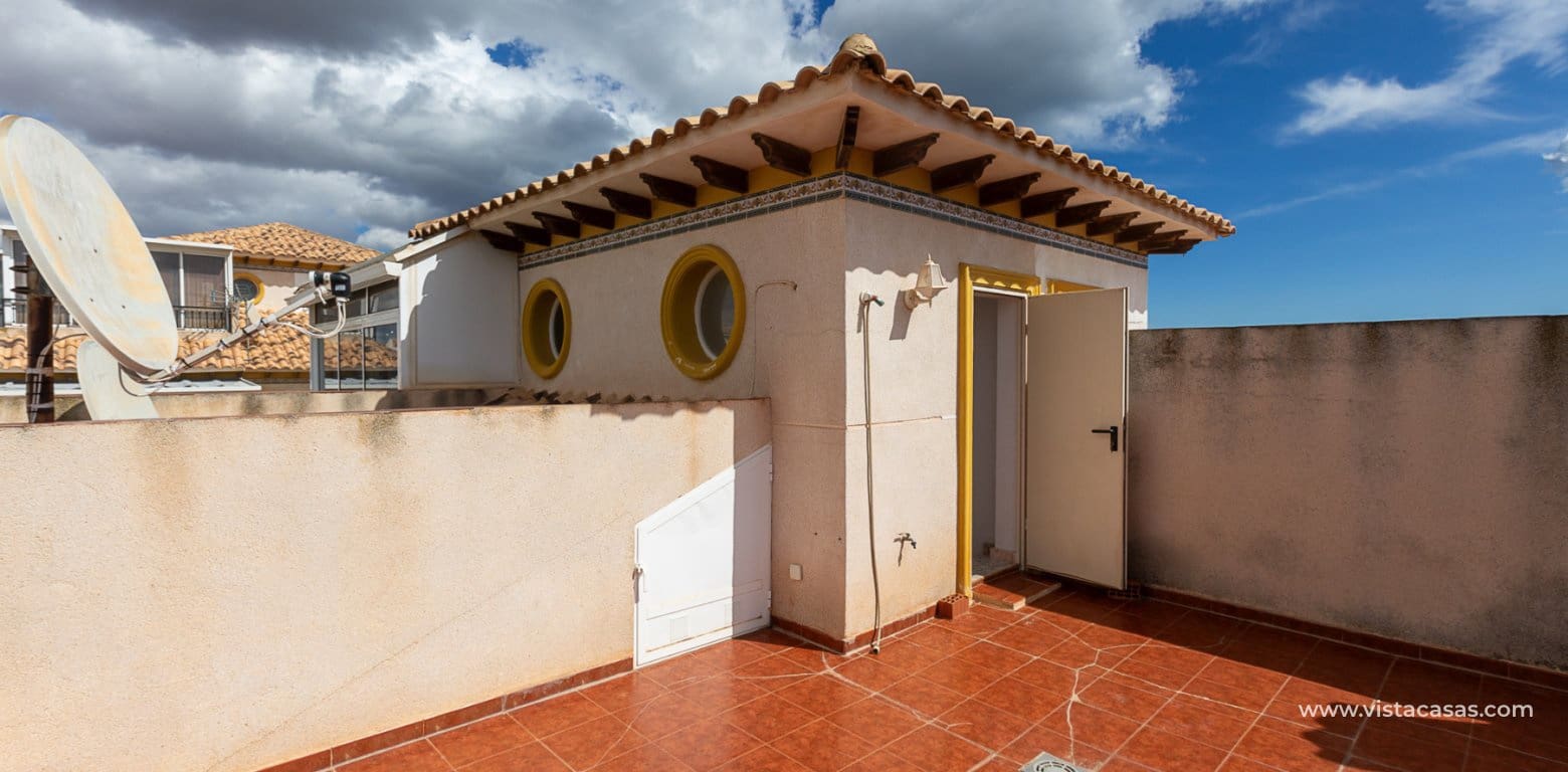 3 makuuhuone Omakotitalo myytävänä paikassa Playa Flamenca - 225 000 € (Ref: 9060740)