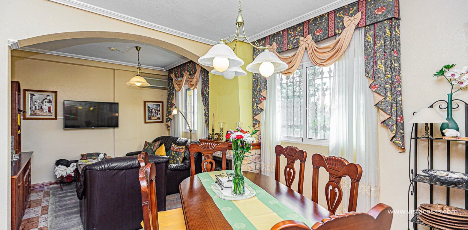 3 makuuhuone Omakotitalo myytävänä paikassa Playa Flamenca - 225 000 € (Ref: 9060740)