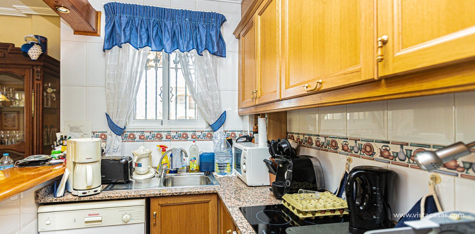 3 makuuhuone Omakotitalo myytävänä paikassa Playa Flamenca - 225 000 € (Ref: 9060740)