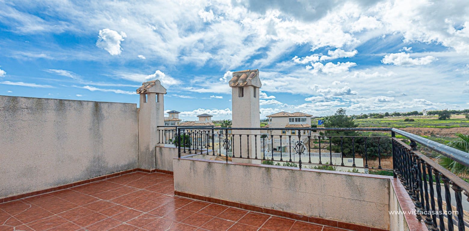 3 makuuhuone Omakotitalo myytävänä paikassa Playa Flamenca - 225 000 € (Ref: 9060740)