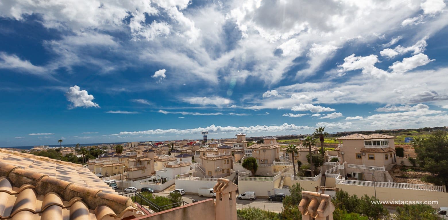 3 makuuhuone Omakotitalo myytävänä paikassa Playa Flamenca - 225 000 € (Ref: 9060740)