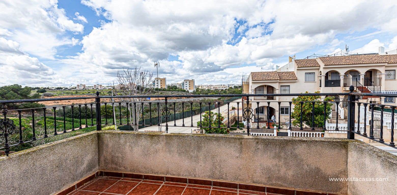 3 makuuhuone Omakotitalo myytävänä paikassa Playa Flamenca - 225 000 € (Ref: 9060740)