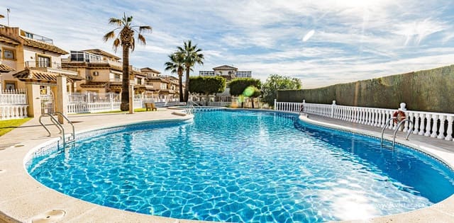3 bedroom Townhouse for sale in Playa Flamenca, Orihuela - € 225,000 (Ref: 9060740)