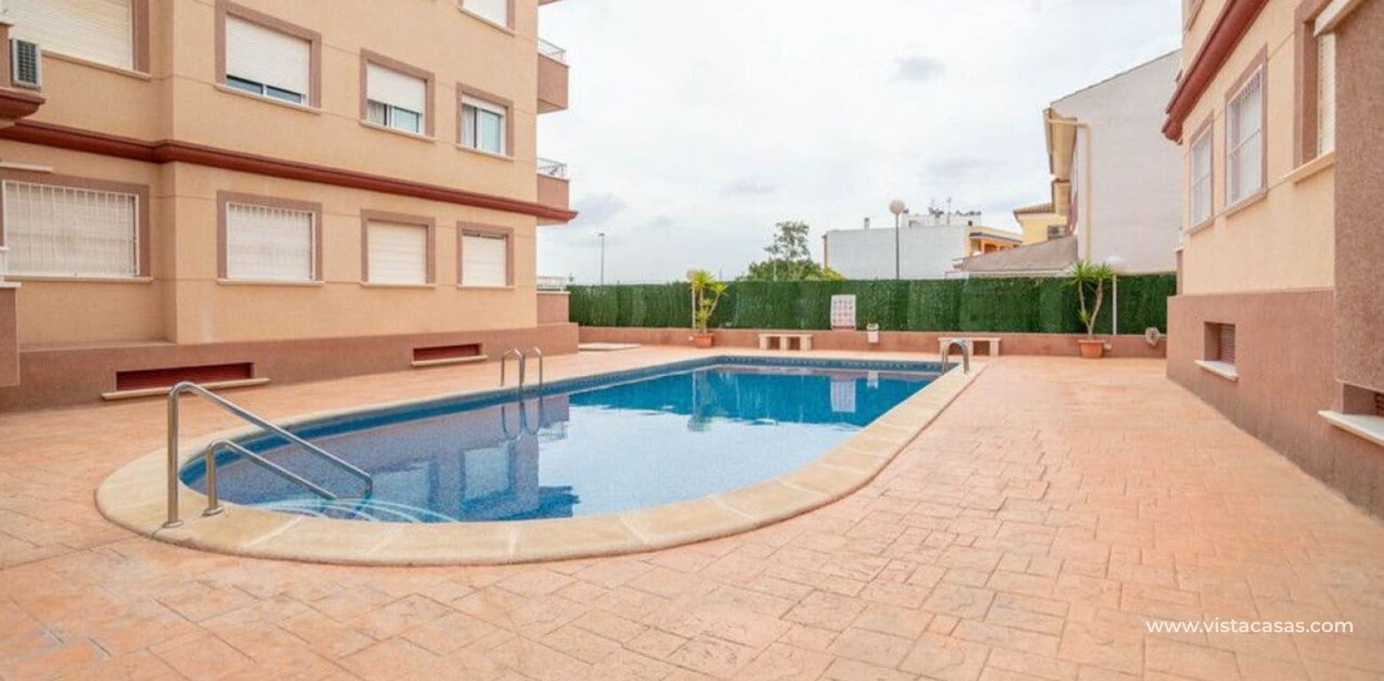 2 bedroom Apartment for sale in Algorfa - € 123,000 (Ref: 9060741)