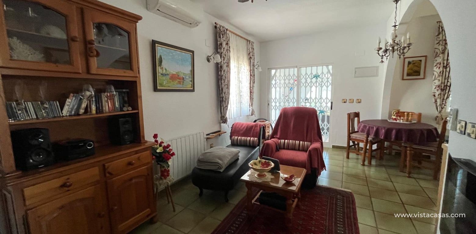 3 Zimmer Villa zu verkaufen in Villamartin - 359.000 € (Ref: 9103229)
