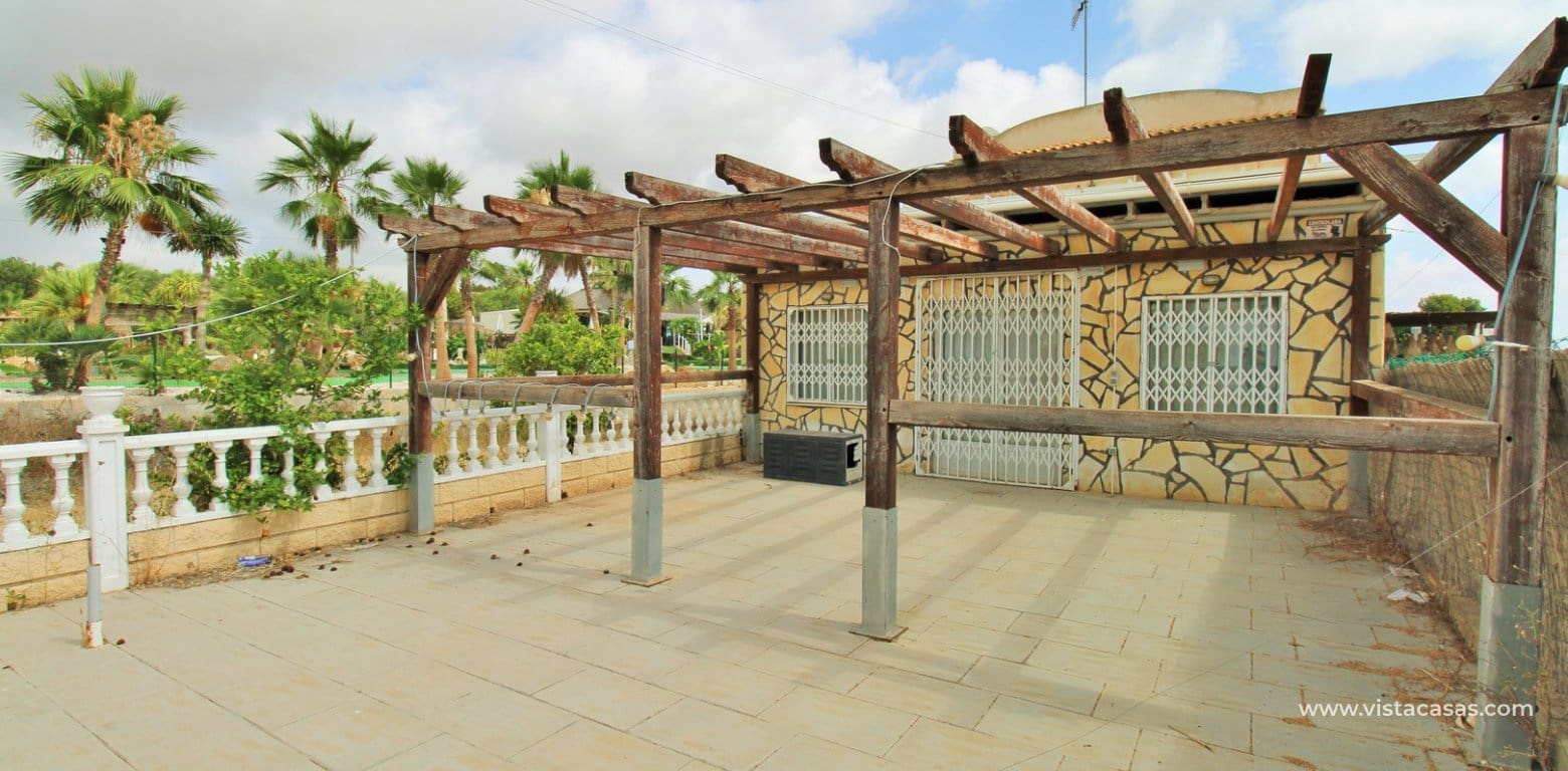 3 slaapkamer Commercieel te koop in Villamartin - € 374.900 (Ref: 9123720)