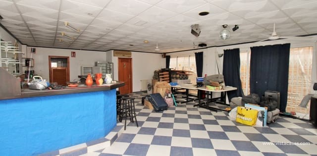 3 soveværelse Erhverv til salg i Villamartin, Orihuela - € 374.900 (Ref: 9123720)