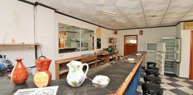 3 soveværelse Erhverv til salg i Villamartin, Orihuela - € 374.900 (Ref: 9123720)