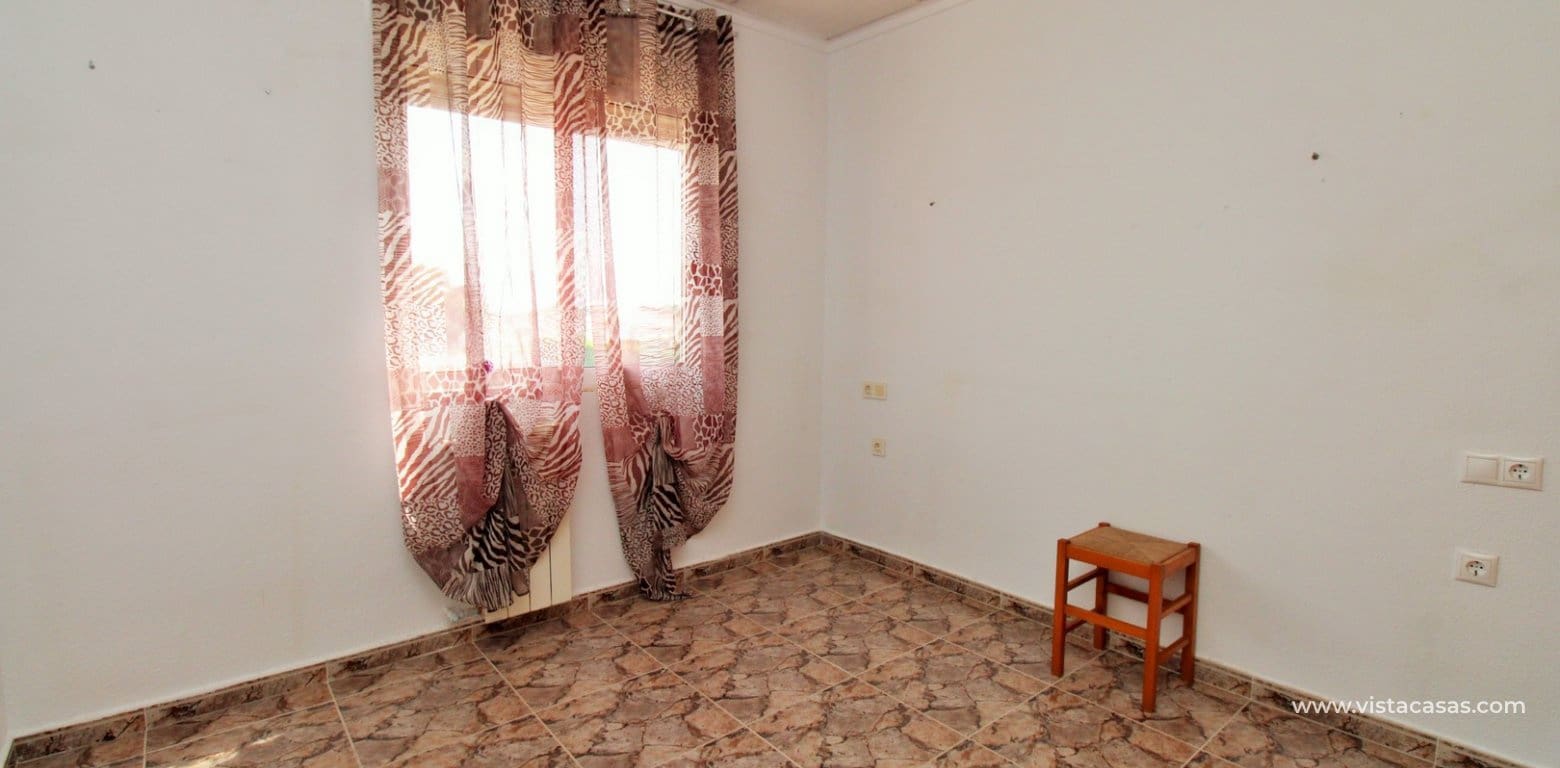 3 slaapkamer Commercieel te koop in Villamartin - € 374.900 (Ref: 9123720)