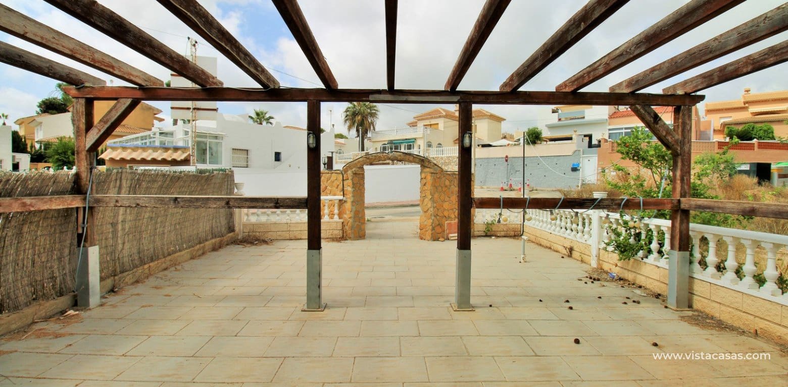 3 slaapkamer Commercieel te koop in Villamartin - € 374.900 (Ref: 9123720)