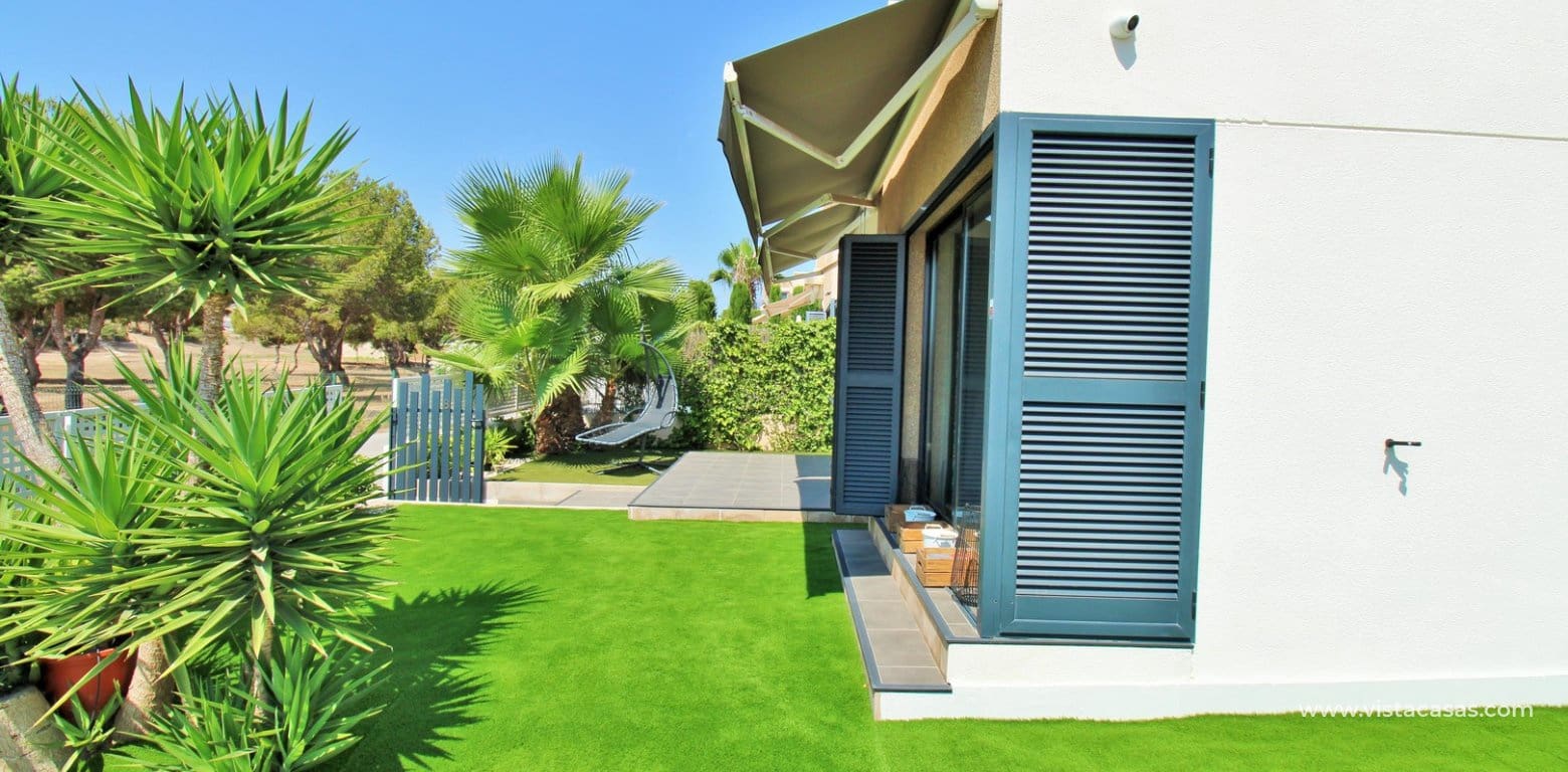 3 camera da letto Villa in vendita in La Zenia con piscina - 499.000 € (Rif: 9130643)