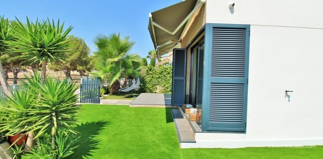 3 soverom Villa til salgs i La Zenia, Orihuela med svømmebasseng - € 499 000 (Ref: 9130643)