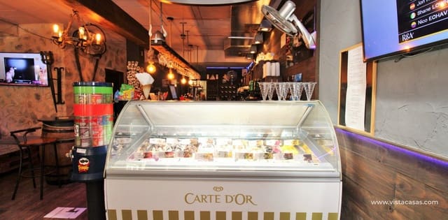 Komercyjne na sprzedaż w Villamartin, Orihuela z basenem - 299 000 € (Ref: 9131712)