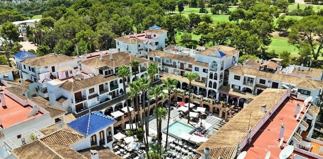 Erhverv til salg i Villamartin, Orihuela med swimmingpool - € 299.000 (Ref: 9131712)