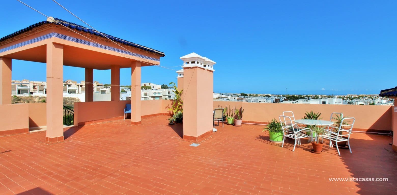 2 soveværelse Lejlighed til salg i Villamartin med swimmingpool - € 179.999 (Ref: 9137498)