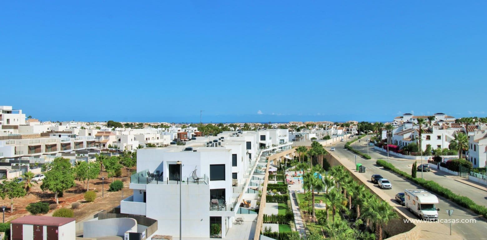 2 soveværelse Lejlighed til salg i Villamartin med swimmingpool - € 179.999 (Ref: 9137498)