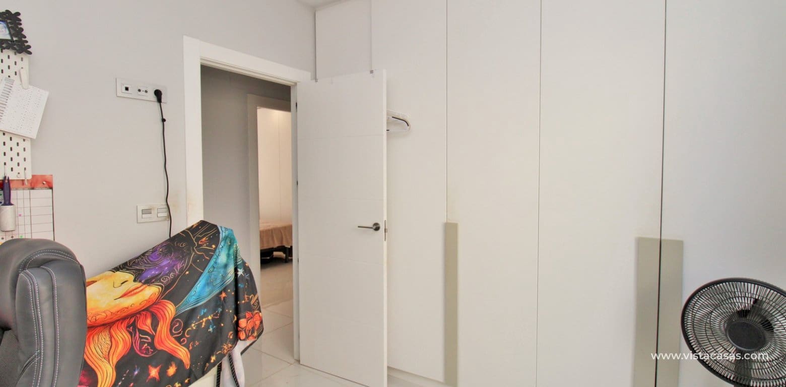 4 soverom Villa til salgs i Villamartin med svømmebasseng - € 477 000 (Ref: 9162980)