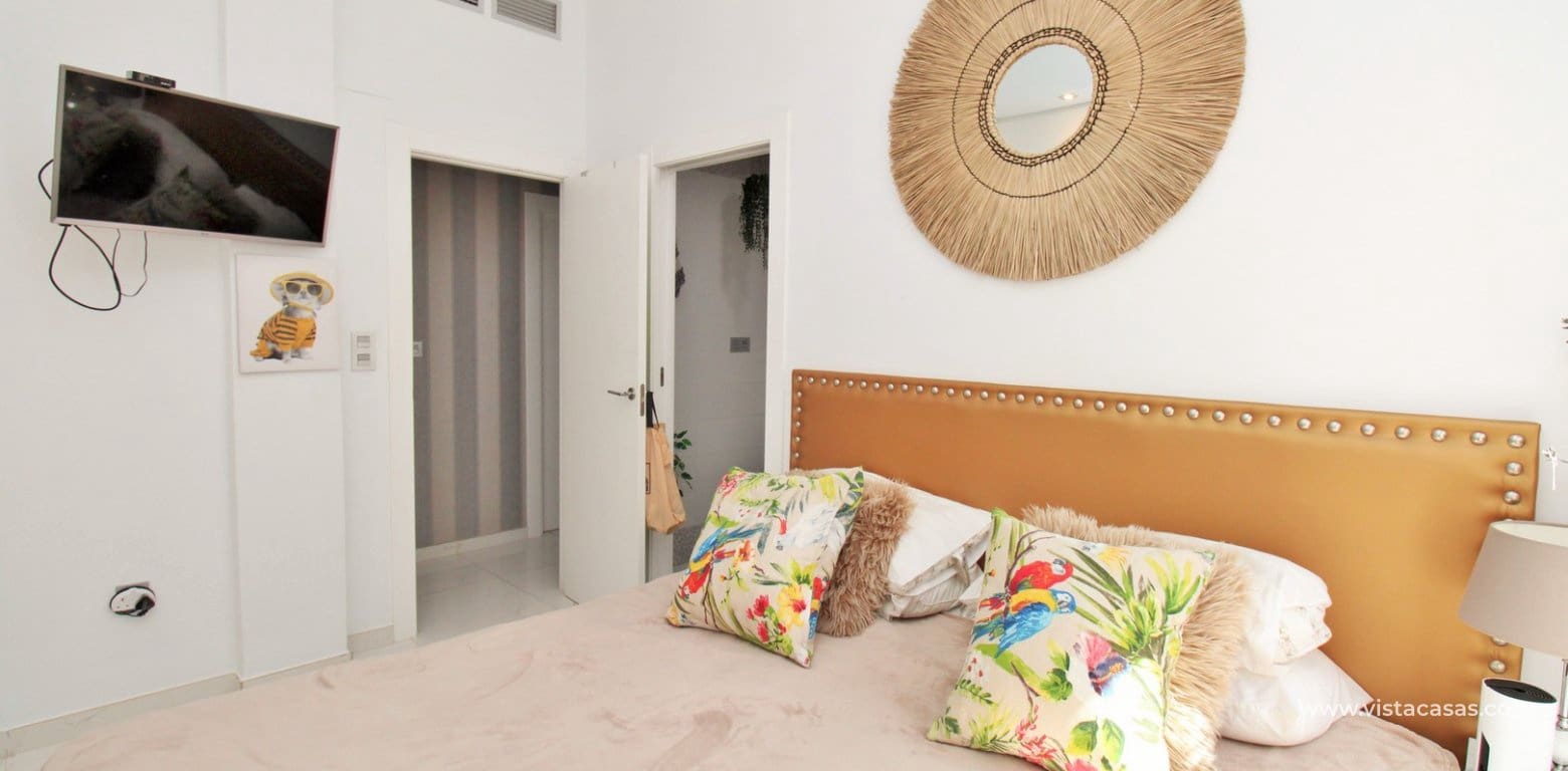 4 soverom Villa til salgs i Villamartin med svømmebasseng - € 477 000 (Ref: 9162980)