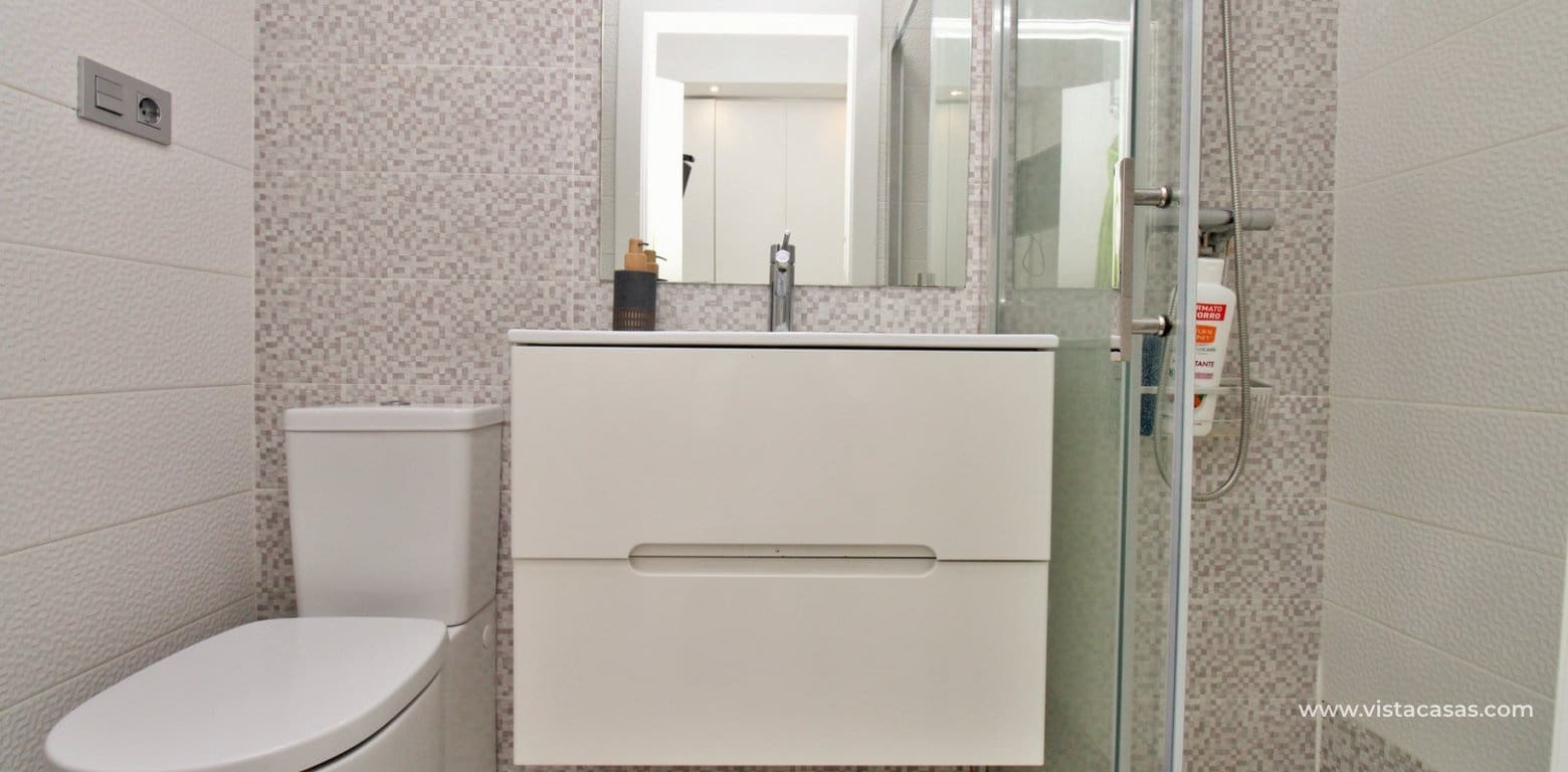 4 soverom Villa til salgs i Villamartin med svømmebasseng - € 477 000 (Ref: 9162980)