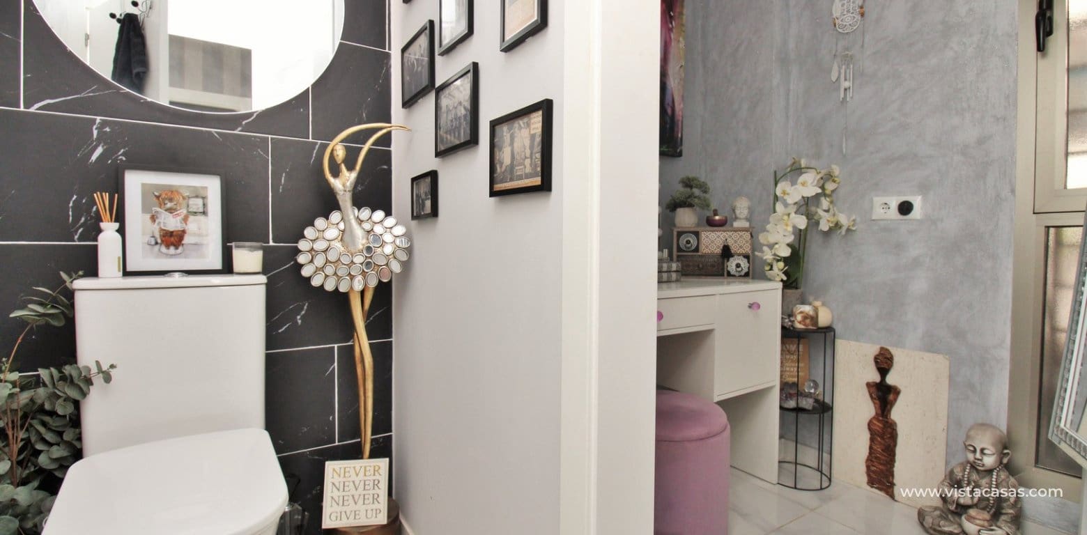 4 soverom Villa til salgs i Villamartin med svømmebasseng - € 477 000 (Ref: 9162980)