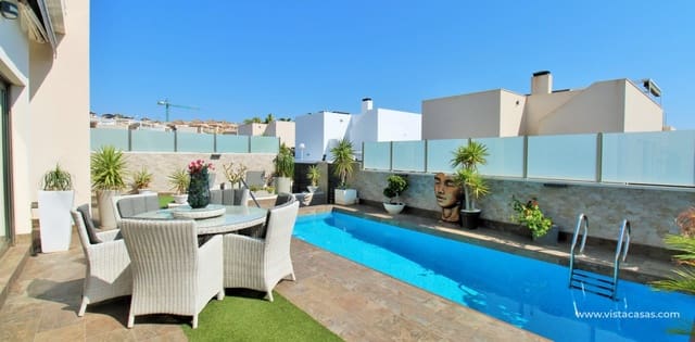 4 soverom Villa til salgs i Villamartin, Orihuela med svømmebasseng - € 477 000 (Ref: 9162980)