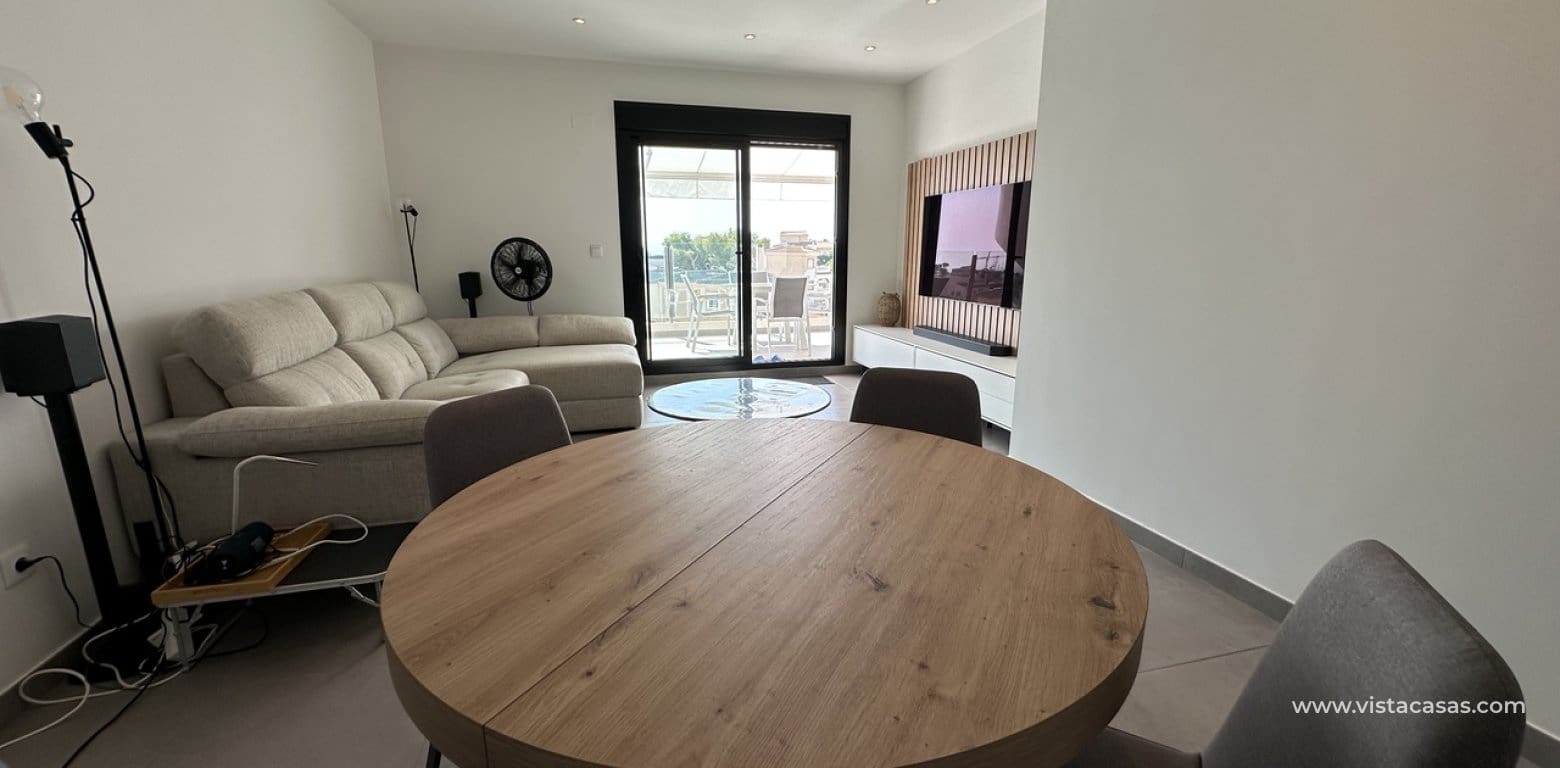 2 soveværelse Lejlighed til salg i Villamartin - € 399.500 (Ref: 9166378)